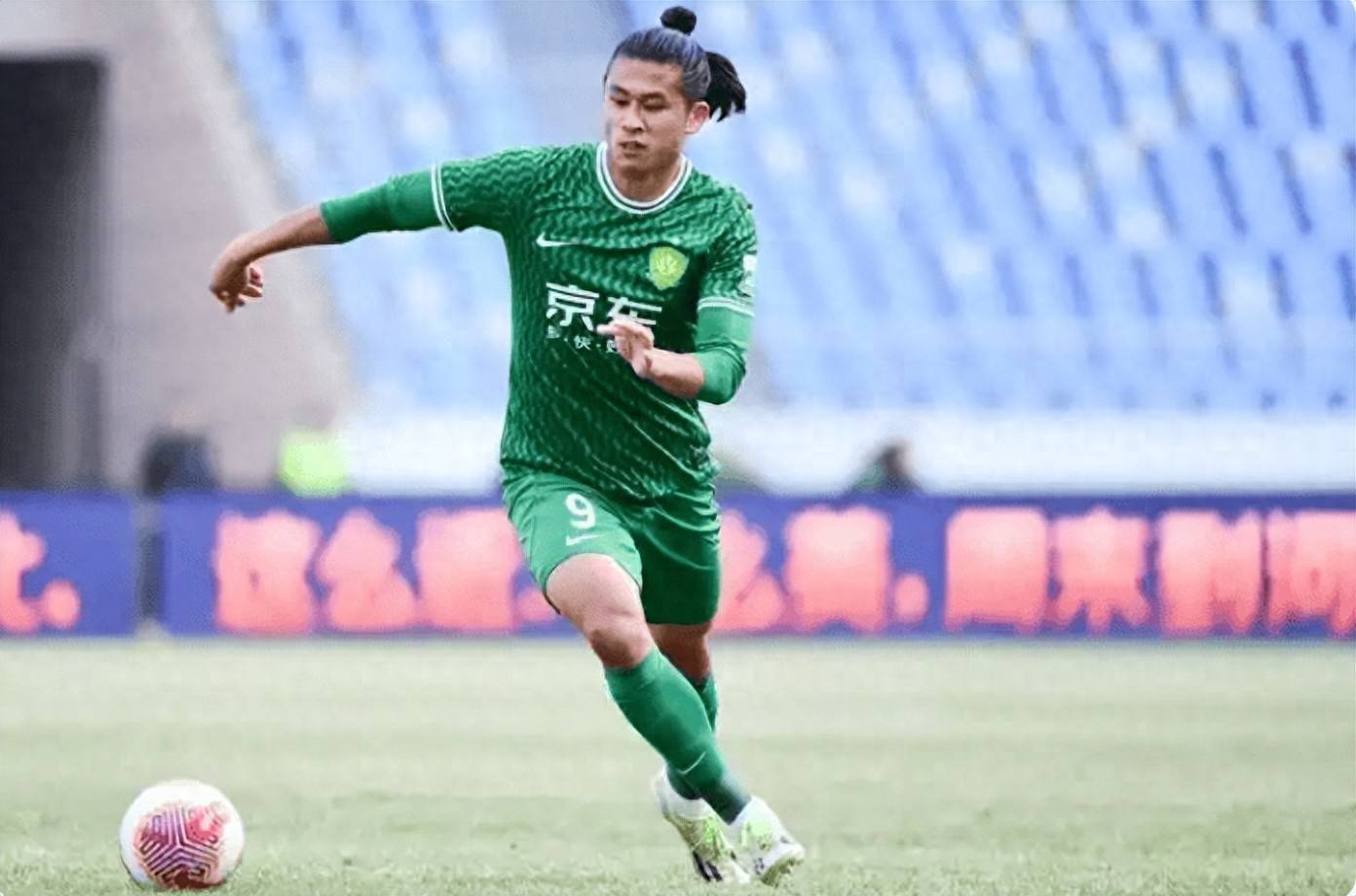 半岛体育app-关于张玉宁未来将何去何从，球迷急切关注的信息